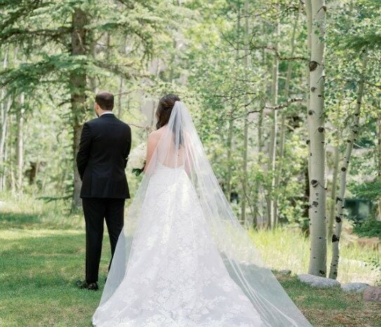 Lexi Hammerman wearing Messa gown & matching veil